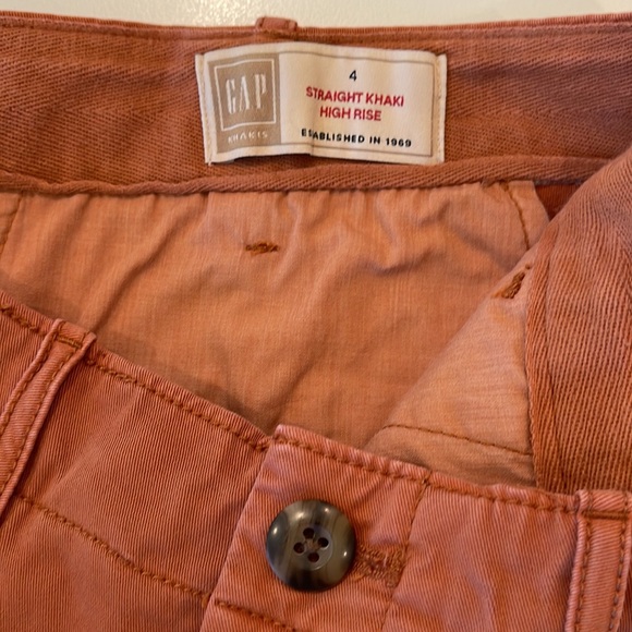 Gap rust colored straight leg khakis - Picture 4 of 4